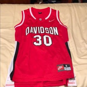 Steph Curry College jersey